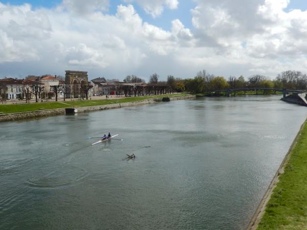 The Charente river at Saintes
