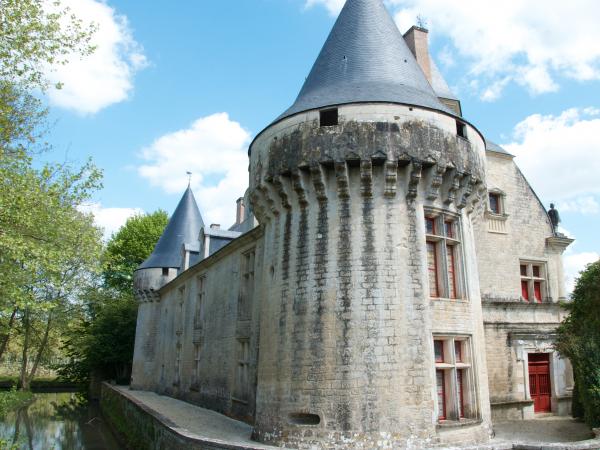 the chateau at Dampierre sur Boutonne
